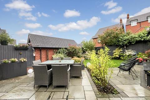 4 bedroom detached house for sale, Portsmouth Close, Church Gresley DE11