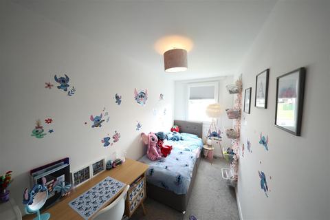 12 Cadeleigh Close, Bransholme, Hull, HU7 4DA
