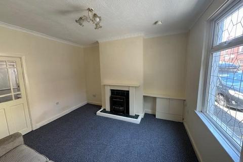 2 bedroom terraced house to rent, Pretoria Street, Wakefield