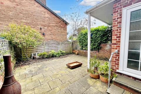 3 Albert Square, Bowdon, Altrincham, WA14 2ND