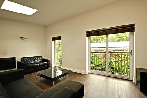 2 bedroom flat to rent, Saint Clements Mews, Cherwell Street