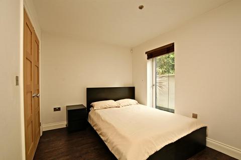 2 bedroom flat to rent, Saint Clements Mews, Cherwell Street