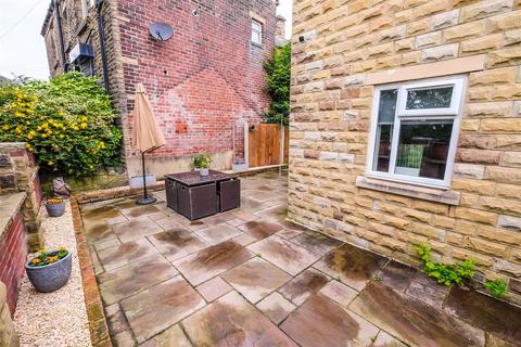 3 bedroom detached house for sale, Savile Place, Mirfield, WF14