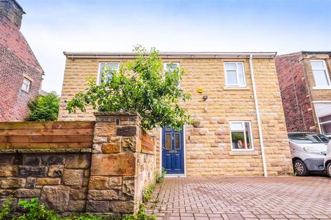 3 bedroom detached house for sale, Savile Place, Mirfield, WF14