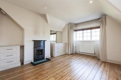 4 bedroom semi-detached house to rent, BIGWOOD ROAD, HAMPSTEAD GARDEN SUBURB, NW11