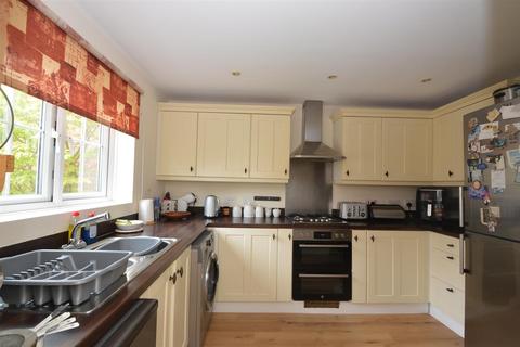 4 bedroom detached house for sale, BINSTEAD