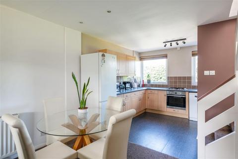 2 bedroom terraced house for sale, Cranbourne Close, Horley