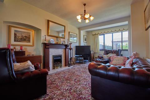 4 bedroom detached house for sale, Lutterworth Road, Burbage