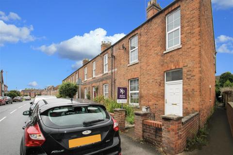 2 bedroom end of terrace house for sale, Midland Road, Thrapston NN14