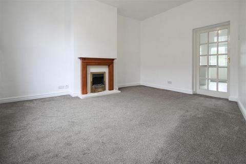 2 bedroom end of terrace house for sale, Midland Road, Thrapston NN14