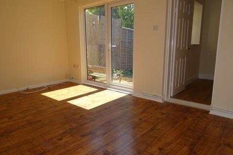 3 bedroom terraced house to rent, Marsham, Orton Goldhay Peterborough, PE2 5RN