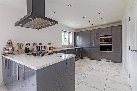 27 Bradwell Head Road, Bradwell, Hope Valley, S33 9HD