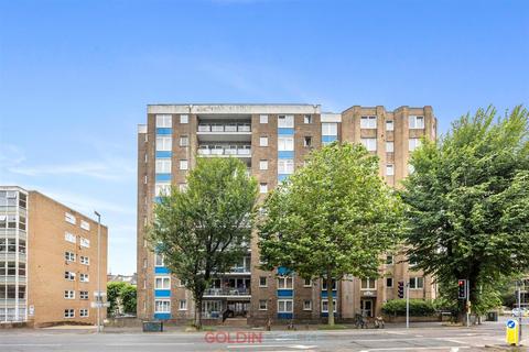 2 bedroom ground floor flat for sale, Marlborough Court, The Drive, Hove