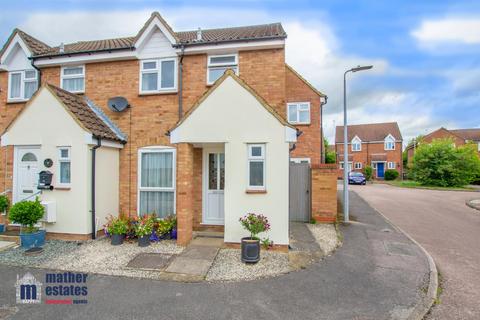 4 bedroom semi-detached house for sale, The Pastures, Stevenage