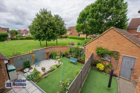 4 bedroom semi-detached house for sale, The Pastures, Stevenage