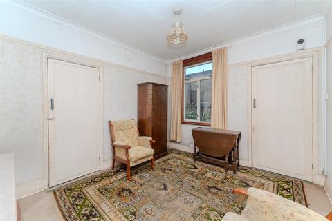 3 bedroom semi-detached house for sale, St. Margarets Road, London