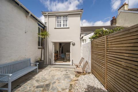 2 bedroom terraced house for sale, 29 Coventry Road, Falmouth TR11