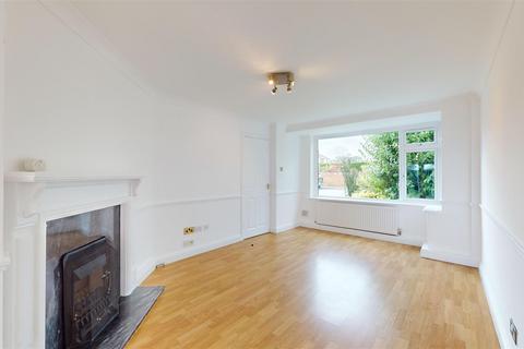 3 bedroom detached house to rent, Perth Road, Stamford