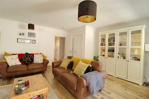 3 bedroom end of terrace house for sale, Barnsclose Mead, Dulverton, Somerset, TA22