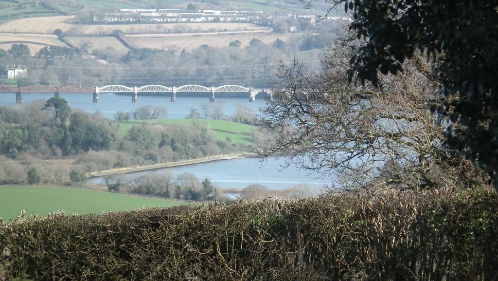 Junction of Tamar &amp; Tavy.JPG