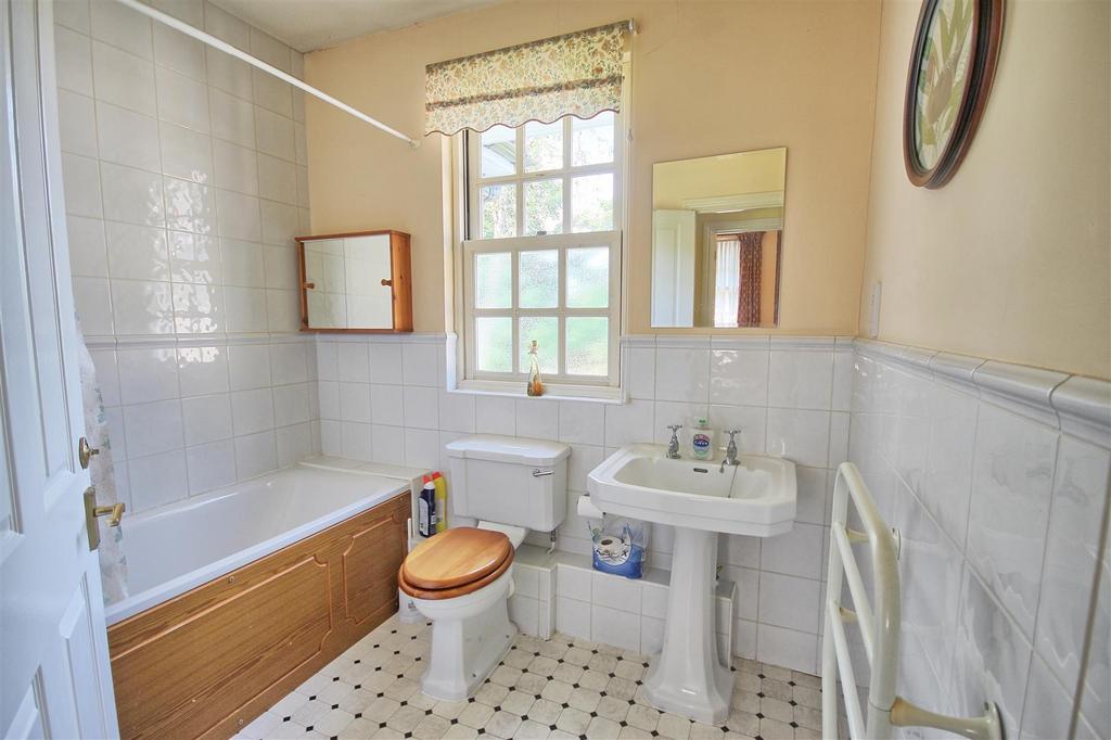 Family bathroom