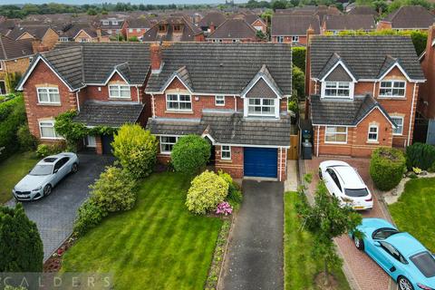 10 Stonehaven, Amington, Tamworth, B77 3QX