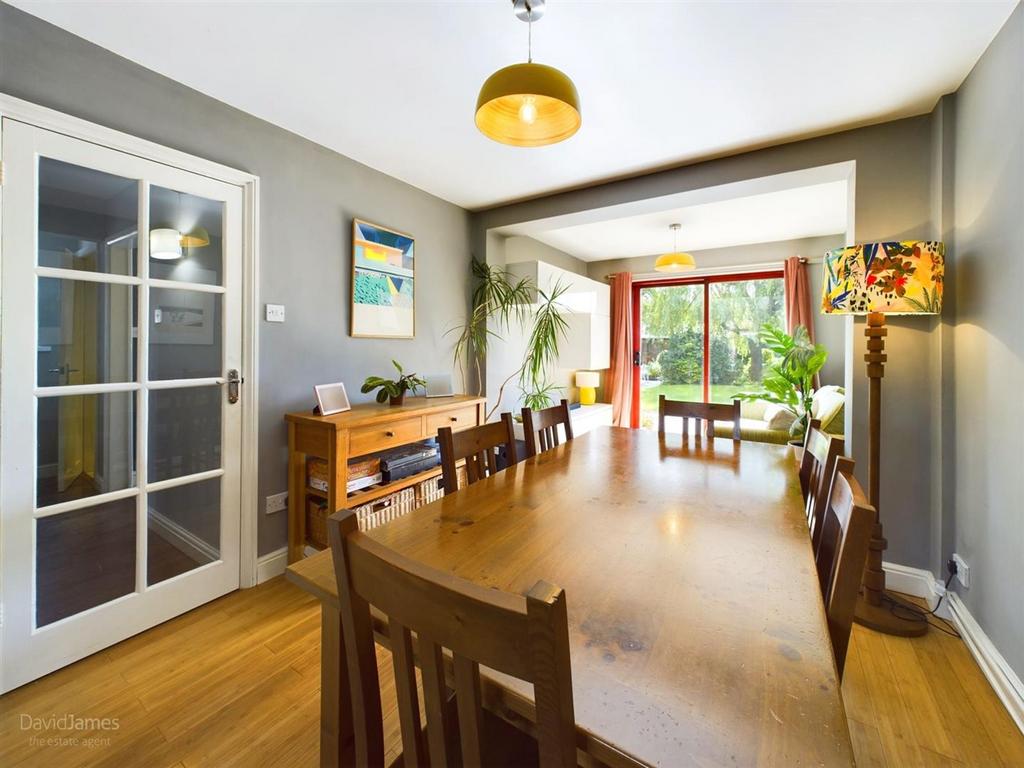 Living/Dining Room