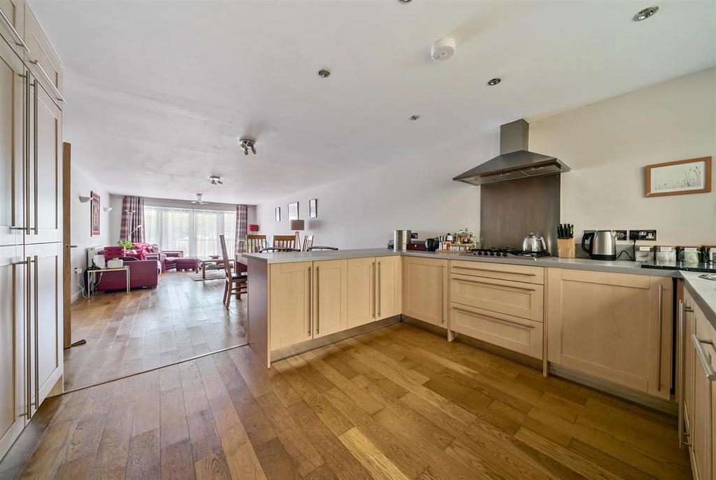 Kitchen Sitting Room.jpg