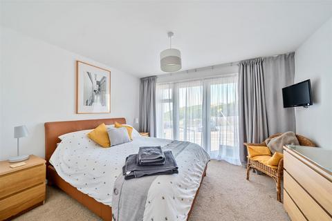 undefined, Mortehoe