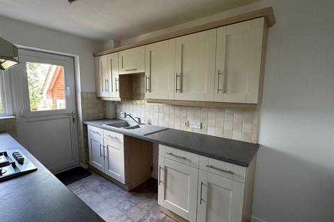 3 bedroom house to rent, Leyton Way, Andover