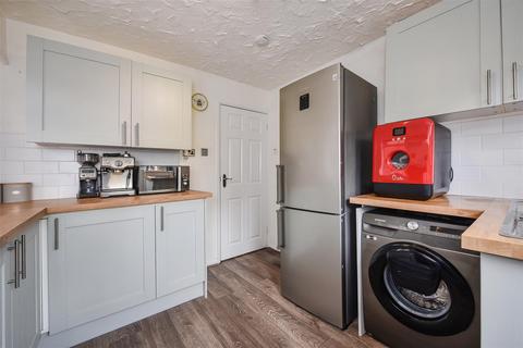 2 bedroom maisonette for sale, Fairways, Weyhill, Andover