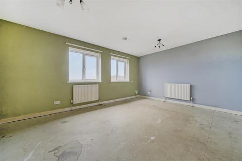 2 bedroom flat for sale, Apollo Way, Stevenage