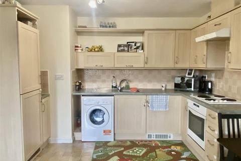 2 bedroom flat for sale, Haunch Lane, Kings Heath B13