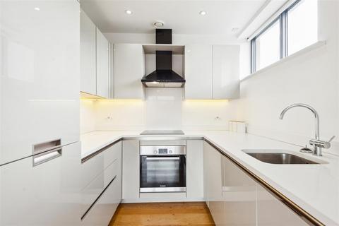 1 bedroom flat for sale, Linen House, London, W4