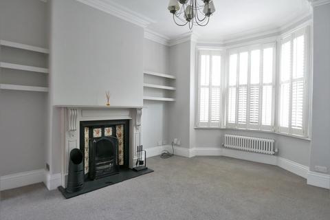 4 bedroom terraced house to rent, Grosvenor Terrace, Bootham