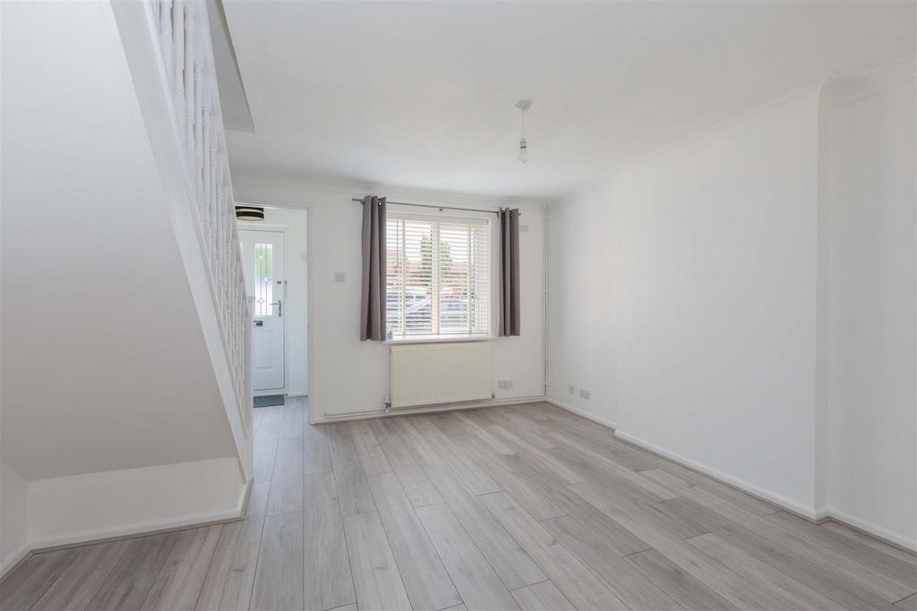 83 Pearl Gardens-8.jpg
