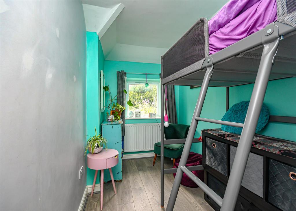 30 Orton Grove-Bedroom 3.jpg