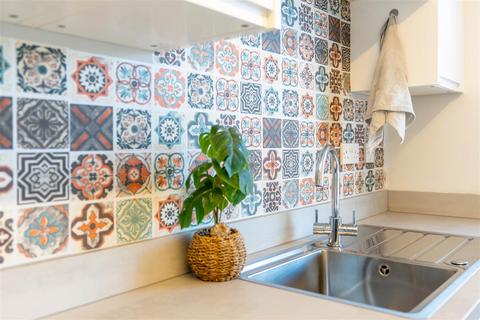Flat 8, 3 Atholl Court, Perth, PH1 5HX
