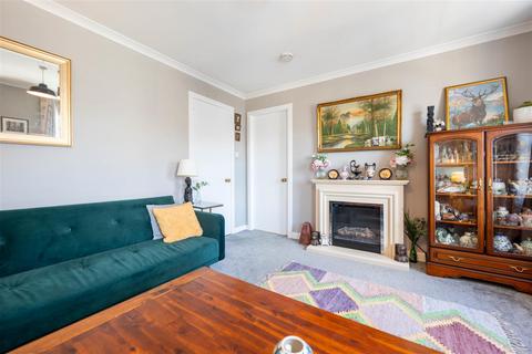 Flat 8, 3 Atholl Court, Perth, PH1 5HX