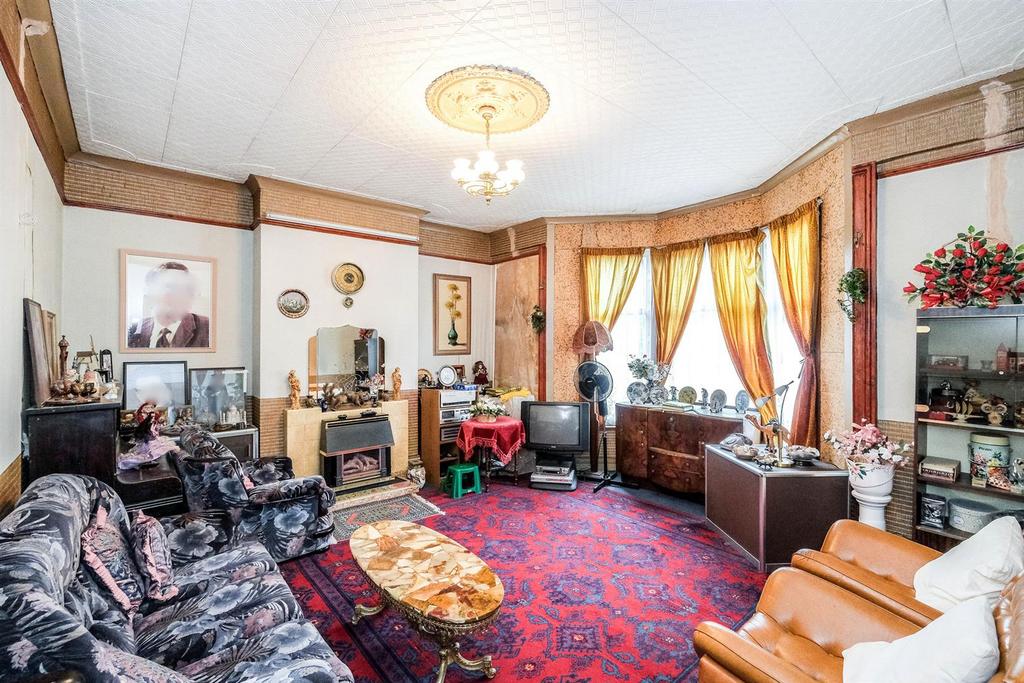 37 Cann Hall Road-1 resized.jpg