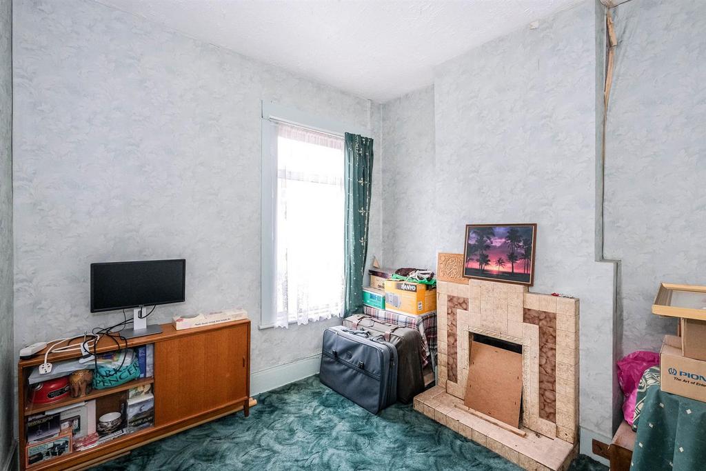 37 Cann Hall Road-9 resized.jpg