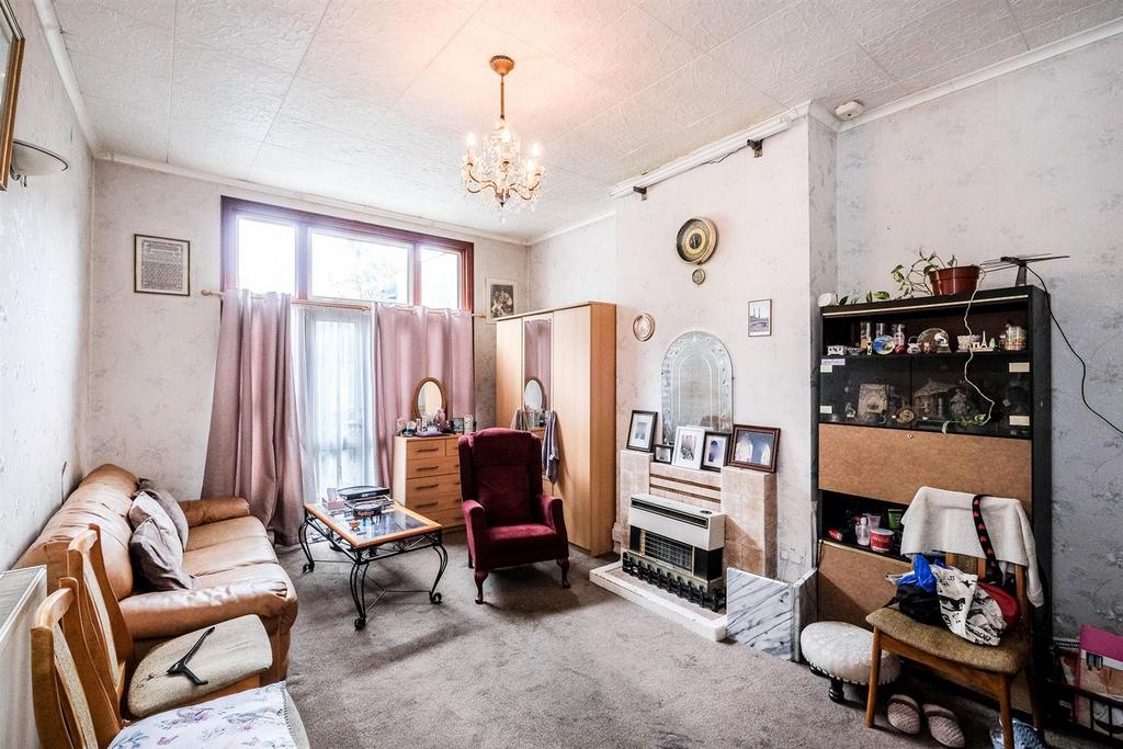 37 Cann Hall Road-17 resized.jpg