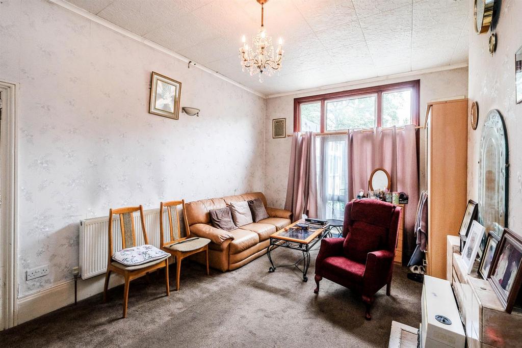37 Cann Hall Road-18 resized.jpg