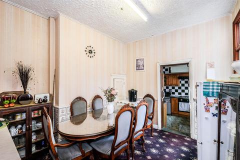37 Cann Hall Road, London, E11 3HY