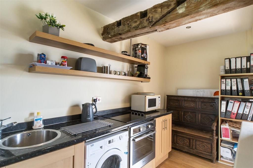 Living Quarters-34.jpg