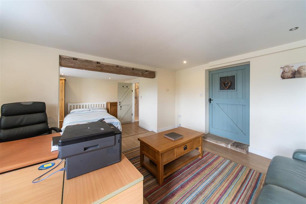 Living Quarters-30.jpg