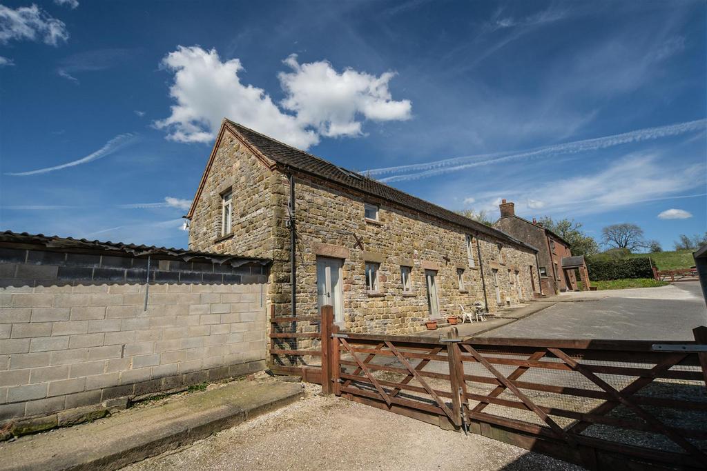 Close farm Ground-2.jpg