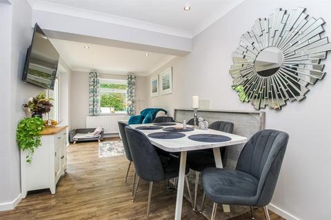 11 Ashley Close, Wrenthorpe, Wakefield, WF2 0JU