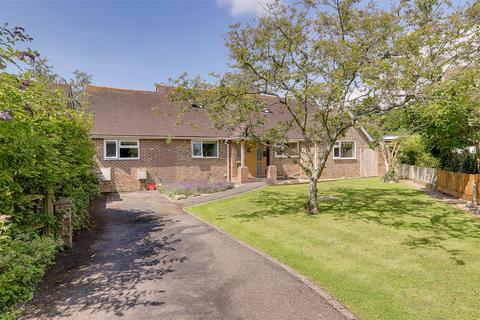 4 bedroom chalet for sale, Furzeholme, High Salvington, Worthing, BN13 3BS