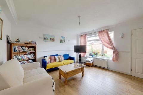 12 Hudson Close, Worthing, BN13 2SJ